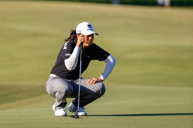 November 9, 2023, Belleair, Florida, USA: RUONING YIN waits to putt the ball on second hole during the first round of The ANNIKA driven by Gainbridge at the Pelican Golf Club on Thursday, Nov. 9, 2023, in Belleair. Belleair USA - ZUMAs70_ 20231109_zan_s70_030 Copyright: xJeffereexWoox