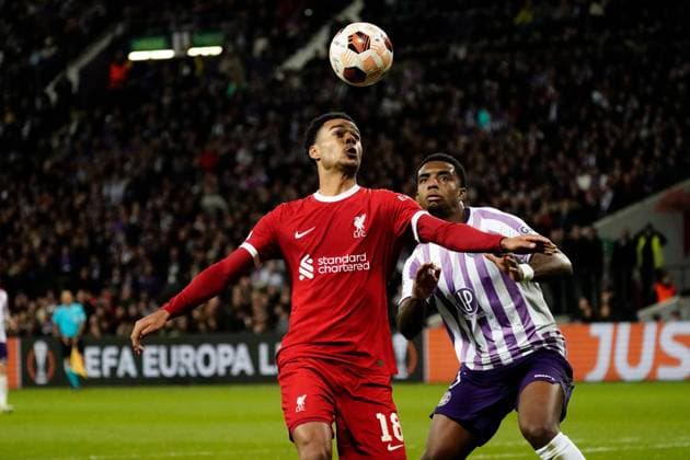 EDITORIAL USE ONLY No use with unauthorised audio, video, data, fixture lists, club league logos or live services. Online in-match use limited to 120 images, no video emulation. No use in betting, games or single club league player publications. Toulouse v Liverpool, UEFA Europa League, Group E, Football, Stadium TFC, Toulouse, France - 09 Nov 2023 EDITORIAL USE ONLY No use with unauthorised audio, video, data, fixture lists, club league logos or live services. Online in-match use limited to 120 images, no video emulation. No use in betting, games or single club league player publications. Copyright: xDavexWinter Shutterstockx 14188577is