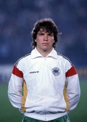 12.09.1984 Deutschland - Argentinien Deutschland, Düsseldorf, 12.09.1984, Fussball, FIFA Freundschaftsspiel, DFB Deutschland - Argentinien (1:3): Lothar Matthäus (Deutschland). *** 12 09 1984 Germany Argentina Germany, Düsseldorf, 12 09 1984, Football, FIFA Friendly Match, DFB Germany Argentina 1 3 Lothar Matthäus Germany