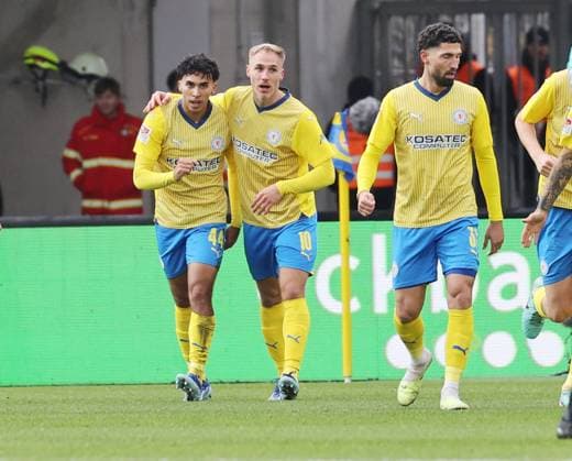 Eintracht Braunschweig vs VfL Osnabrück Braunschweig, 11.11.2023, Fußball, Saison 23 24, 2. Bundesliga, 13. Spieltag, Eintracht Braunschweig vs VfL Osnabrück, Bild zeigt: Jubel über das Tor zum 1:0 für die Eintracht durch Johan Gomez (BTSV, 44) Braunschweig