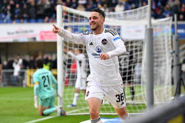 Paderborn, Home Deluxe Arena, 11.11.23, GER, Herren, 2.Bundesliga, Saison 2023-2024, SC Paderborn 07 - 1.FC Nuernberg Bild: Lukas SCHLEIMER (Nuernberg) jubelt nach seinem Tor zum 0:3 Only for editorial use! DFL regulations prohibit any use of photographs as image sequences and or quasi-video. NRW Deutschland