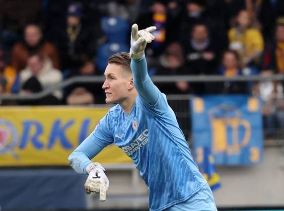 Ron-Thorben Hoffmann (Eintracht Braunschweig) Fussball, Herren, Saison 2023 2024, 2.BL, Eintracht Stadion, Eintracht Braunschweig gegen VfL Osnabrueck DFL REGULATIONS PROHIBIT ANY USE OF PHOTOGRAPHS AS IMAGE SEQUENCES AND OR QUASI-VIDEO.