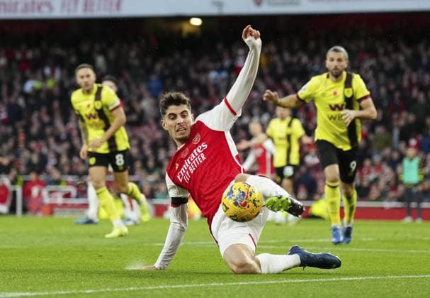 Bilder des Jahres 2023, Sport 11 November Sport Themen der Woche KW45 Sport Bilder des Tages EDITORIAL USE ONLY No use with unauthorised audio, video, data, fixture lists, club league logos or live services. Online in-match use limited to 120 images, no video emulation. No use in betting, games or single club league player publications. Arsenal v Burnley, Premier League, Football, Emirates Stadium, London, UK - 11 Nov 2023 EDITORIAL USE ONLY No use with unauthorised audio, video, data, fixture lists, club league logos or live services. Online in-match use limited to 120 images, no video emulation. No use in betting, games or single club league player publications.  Copyright: xJedxLeicester Shutterstockx 14203081u