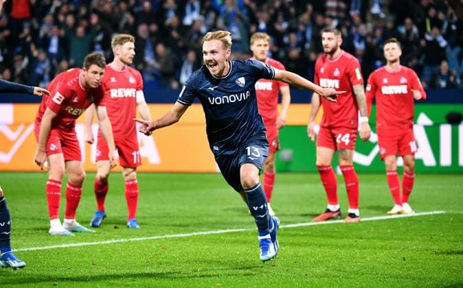 Bilder des Jahres 2023, Sport 11 November Sport Themen der Woche KW45 Sport Bilder des Tages Fussball, Bundesliga, Deutschland, Herren, Saison 2023 24, 11. Spieltag, Vonovia Ruhrstadion Bochum, VfL Bochum - 1. FC Köln; Jubel Lukas Daschner (BOC) nach seinem Tor zum 1:0. Jubel, Freude, Aktion. DFB DFL REGULATIONS PROHIBIT ANY USE OF PHOTOGRAPHS AS IMAGE SEQUENCES AND OR QUASI-VIDEO *** Soccer, Bundesliga, Germany, Men, Season 2023 24, 11 Matchday, Vonovia Ruhrstadion Bochum, VfL Bochum 1 FC Köln Cheers Lukas Daschner BOC after his goal to 1 0 Cheers, Joy, Action DFB DFL REGULATIONS PROHIBIT ANY USE OF PHOTOGRAPHS AS IMAGE SEQUENCES AND OR QUASI VIDEO