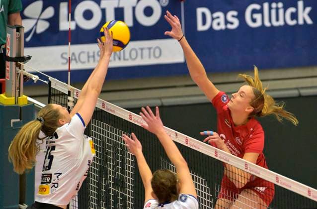 11.11.2023, Dresdens Grace Frohling und Marie Hänle, Volleyball, Bundesliga, Dresdner SC - VfB Lotto Suhl, (c) Dresden Deutschland
