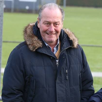Sport Themen der Woche KW45 EYGELSHOVEN, 12-1-2023, sportcomplex Anselderlaan, Huub Stevens will act as head coach Nick Weijers right hand during the UOW LHC match against SNA women 1. Huub Stevens en Gene Hanssen  x23135388x Copyright: