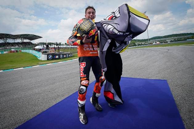 Motorsport, Moto2, GP Malaysia in Sepang, Pedro Acosta - jüngster Moto2 Weltmeister der Geschichte Pedro Acosta is the new Moto2 champion at Petronas Grand Prix of Malaysia of MotoGP at Sepang Circuit. November 12 2023 In picture: Pedro Acosta Pedro Acosta se proclama campeon de Moto2 en el Gran Premio de MotoGP de Malasia en el Circuito Internacional de Sepang. 12 de Noviembre de 2023 POOL MotoGP.com Cordon Press Images will be for editorial use only. Mandatory credit: MotoGP.com Cordon Press Cordon Press