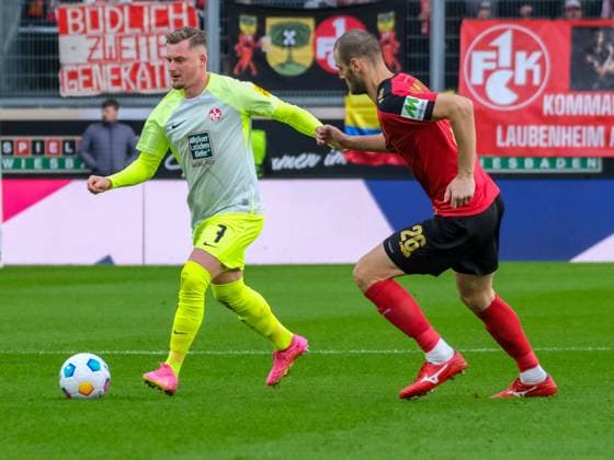 Marlon Ritter (1. FC Kaiserslautern, 07), Aleksandar Vukotic (SV Wehen Wiesbaden, 26), GER, SV Wehen Wiesbaden vs 1.FC Kaiserslautern, Fussball, 2. Bundesliga, 13. Spieltag, Spielzeit 2023 2024, 12.11.2023, DFL regulations prohibit any use of photographs as image sequences and or quasi-video GER, SV Wehen Wiesbaden vs 1.FC Kaiserslautern, Fussball, 2. Bundesliga, 13. Spieltag, Spielzeit 2023 2024, 12.11.2023, Wiesbaden
