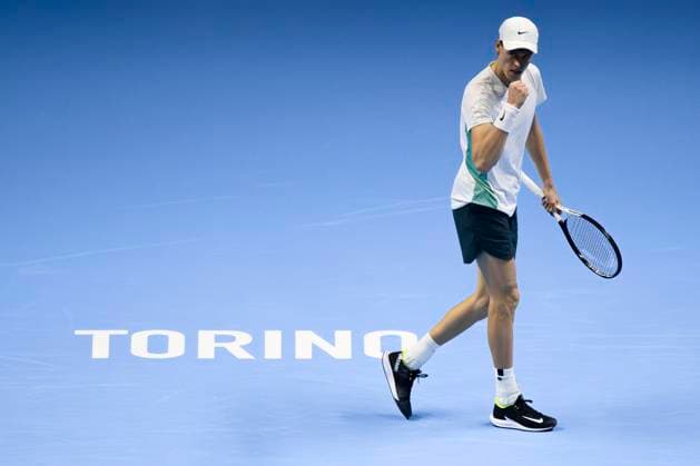 Nitto ATP, Tennis Herren Finals - Day One Jannik Sinner of Italy celebrates during the singles match against Stefanos Tsitsipas of Greece during day one of the Nitto ATP Finals. Jannik Sinner won the match 6-4, 6-4. Turin Italy Copyright: xNicolòxCampox