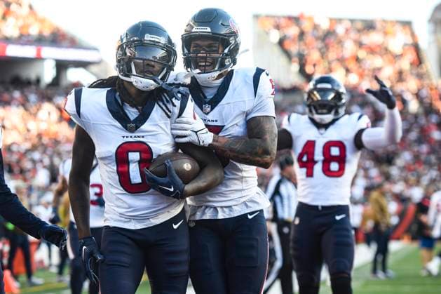 Sport Themen der Woche KW45 Sport Bilder des Tages CINCINNATI, OH - NOVEMBER 12: Houston Texans Cornerback Shaquill Griffin (0) reacts after an interception during the NFL, American Football Herren, USA football game between the Houston Texans and the Cincinnati Bengals on November 12, 2023, at Paycor Stadium in Cincinnati, Ohio. (Photo by Michael Allio Icon Sportswire) NFL: NOV 12 Texans at Bengals EDITORIAL USE ONLY Icon116231112010
