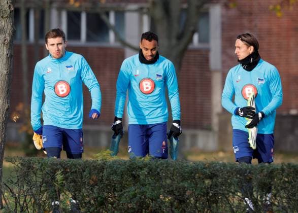 Deutschland, Berlin, Sportpark, GER, 2.FBL, Hertha BSC, Saison 2023 24, Training, Foto:Jonjoe Kenny, Bilal Hussein, Michal Karbownik