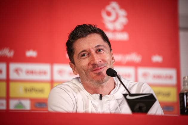 Sport Themen der Woche KW46 Sport Bilder des Tages 13.11.2023 Warszawa Pilka nozna Reprezentacja Polski Konferencja prasowa i trening Reprezentacji Polski n z Robert Lewandowski Foto Adam Starszynski PressFocus 13.11.2023 Warsaw Football Polish national team, Nationalteam press conference, PK, Pressekonferenz and training session Robert Lewandowski Credit Adam Starszynski PressFocus NEWSPIX.PL --- Newspix.pl  20231113PF_AS013