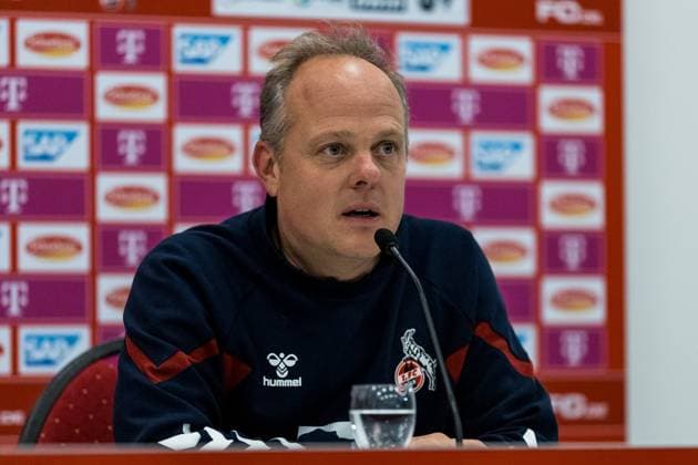 GOOGLE Pixel Frauen-Bundesliga: 1. FC Koeln - TSG Hoffenheim; 13.11.2023 Daniel Weber (Trainer 1. FC Koeln) in der Pressekonferenz GOOGLE Pixel Frauen-Bundesliga: 1. FC Koeln - TSG Hoffenheim, Koeln, Franz-Kremer-Stadion DFB REGULATIONS PROHIBIT ANY USE OF PHOTOGRAPHS AS IMAGE SEQUENCES AND OR QUASI-VIDEO. Copyright: xBEAUTIFULxSPORTS Wunderlx
