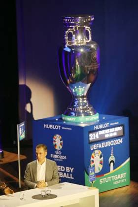 13.11.23 Podiums-Talk Vielfalt vereint!? Deutschland, Stuttgart, 13.11.2023, Fussball, UEFA EURO, EM, Europameisterschaft,Fussball 2024, Host City Stuttgart, Podiums-Talk Vielfalt vereint!? : Philipp Lahm (Turnierdirektor UEFA EURO 2024).