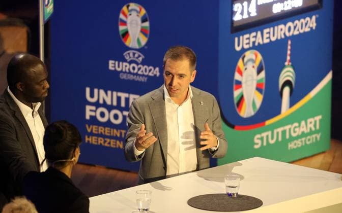 13.11.23 Podiums-Talk Vielfalt vereint!? Deutschland, Stuttgart, 13.11.2023, Fussball, UEFA EURO, EM, Europameisterschaft,Fussball 2024, Host City Stuttgart, Podiums-Talk Vielfalt vereint!? : Philipp Lahm (Turnierdirektor UEFA EURO 2024).