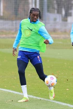 DEU, DFL, 2. FBL Hertha BSC, Training, 15.11.2023, Sportforum, Berlin, DEU, DFL, 2. FBL Hertha BSC, Training, im Bild Kilian Nsona (Hertha BSC Berlin 28) DFL - regulations prohibit any use of Photographs as image sequences and or quasi-video Foto: Juergen Engler nordphoto GmbH