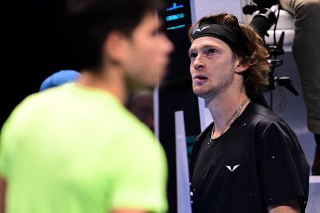 Sport Bilder des Tages Foto Marco Alpozzi LaPresse 15 Novembre 2023 Torino - Italia - - Tennis Nitto ATP, Tennis Herren Finals - Carlos ALCARAZ (ESP) vs Andrey RUBLEV (RUS) Nella foto: Andrey Rublev (Russia) react November 15, 2023 Turin - Italy - Sport - Tennis Nitto ATP Finals - Carlos ALCARAZ (ESP) vs Andrey RUBLEV (RUS) In the pic: Andrey Rublev (Russia) react  Copyright: xMarcoxAlpozzi LaPressex