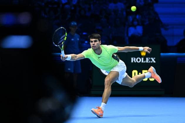 2023 Nitto ATP, Tennis Herren Finals - Turin Carlos Alcaraz (ESP) during his second round match at the 2023 Nitto ATP Finals in Turin, Italy on November 15, 2023. Photo by Corinne Dubreuil ABACAPRESS.COM Turin Italy  Copyright: xDubreuilxCorinne ABACAx