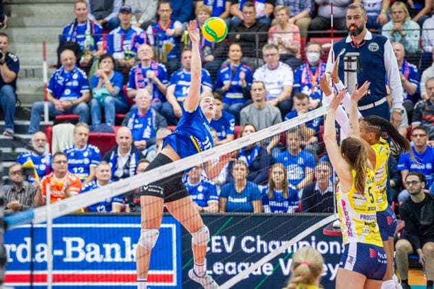 Volleyball Champions League - Allianz MTV Stuttgart - Imoco Volley Conegliano, 15.11.2023, Stuttgart (SCHARRena), Volleyball Champions League - Allianz MTV Stuttgart - Imoco Volley Conegliano, 15.11.2023, Stuttgart (SCHARRena), Stuttgart Copyright: xSandyxDinkelackerx EP_SDR