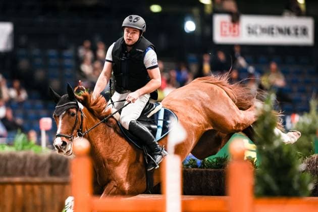 Sport Themen der Woche KW46 Sport Bilder des Tages Preis der Firma Walther Solar internationales Indoor Derby Cix Arena 3.Platz Fabian Held auf Alisha GER, Stuttgart German Masters 2023, 37. internationales Reitturnier, 15.11.2023 Stuttgart German Masters 2023, 37. internationales Reitturnier, 15.11.2023 Stuttgart *** Prize of Walther Solar international indoor derby Cix Arena 3rd place Fabian Held on Alisha GER, Stuttgart German Masters 2023, 37 international horse show, 15 11 2023 Stuttgart German Masters 2023, 37 international horse show, 15 11 2023 Stuttgart Copyright: xEibner-Pressefoto RogerxBuerkex EP_RBE