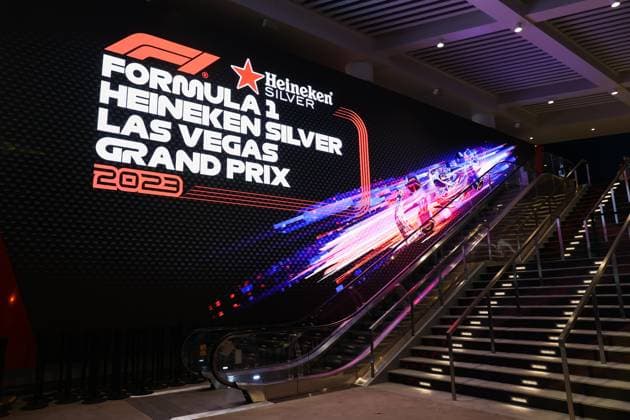 paddock club entry, illustration during the 2023 Formula 1 Heineken Silver Las Vegas Grand Prix, 21th round of the 2023 Formula One World Championship, WM, Weltmeisterschaft from November 17 to 19, 2023 on the Las Vegas Strip Circuit, in Las Vegas, USA - F1 - LAS VEGAS GRAND PRIX 2023 DPPI Panoramic  00123046_AV6_2978