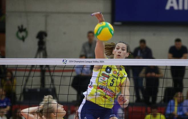 Stuttgart , Volleyball CEV Champions League , Allianz MTV Stuttgart vs. Imoco Volley Conegliano , Robin de Kruijf