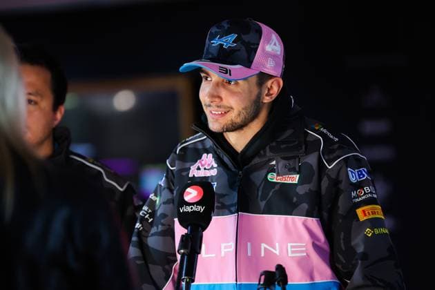 OCON Esteban (fra), Alpine F1 Team A523, portrait during the 2023 Formula 1 Heineken Silver Las Vegas Grand Prix, 21th round of the 2023 Formula One World Championship, WM, Weltmeisterschaft from November 17 to 19, 2023 on the Las Vegas Strip Circuit, in Las Vegas, USA - F1 - LAS VEGAS GRAND PRIX 2023 DPPI Panoramic  00123046_AV6_4939