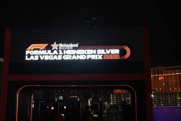 15.11.2023, Las Vegas Street Circuit, Las Vegas, FORMULA 1 HEINEKEN SILVER LAS VEGAS GRAND PRIX 2023 ,im Bild Das Fahrerlager in Las Vegas. Las Vegas Las Vegas Street Circuit United States