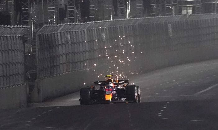 16.11.2023, Las Vegas Street Circuit, Las Vegas, FORMULA 1 HEINEKEN SILVER LAS VEGAS GRAND PRIX 2023 ,im Bild Sergio Perez (MEX), Oracle Red Bull Racing Las Vegas Las Vegas Street Circuit United States