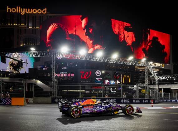 LAS VEGAS - Max Verstappen (Red Bull Racing) during the 1st free practice prior to the Las Vegas Formula 1 Grand Prix at the Las Vegas Strip Circuit in Nevada. ANP SEM VAN DER WAL F1 Grand Prix of Las Vegas - Practice 2022 23 xVIxANPxSportx xxANPxIVx 484068561 originalFilename: 484068561.jpg