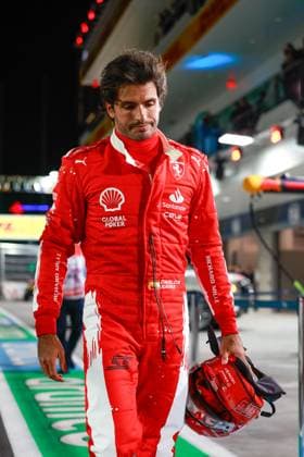 55 Carlos Sainz (ESP, Scuderia Ferrari), F1 Grand Prix of Las Vegas at Las Vegas Strip Circuit on November 16, 2023 in Las Vegas, United States of America. (Photo by HOCH ZWEI) Las Vegas United States of America
