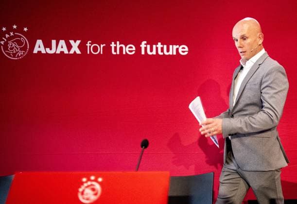 Sport Themen der Woche KW46 AMSTERDAM - Jan van Halst during the general shareholders meeting of Ajax. ANP RAMON VAN FLYMEN xVIxANPxSportx xxANPxIVx 484097727 originalFilename: 484097727.jpg
