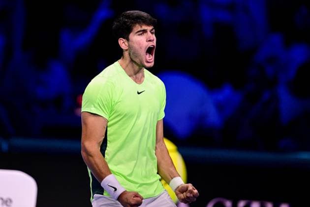 Foto Marco Alpozzi LaPresse 17 Novembre 2023 Torino - Italia - - Tennis Nitto ATP, Tennis Herren Finals - Carlos ALCARAZ (ESP) vs Daniil MEDVEDEV (RUS) Nella foto: Carlos Alcaraz (Spain) esulta per la vittoria November 17, 2023 Turin - Italy - Sport - Tennis Nitto ATP Finals - Carlos ALCARAZ (ESP) vs Daniil MEDVEDEV (RUS) In the pic: Carlos Alcaraz (Spain) celebrate  Copyright: xMarcoxAlpozzi LaPressex