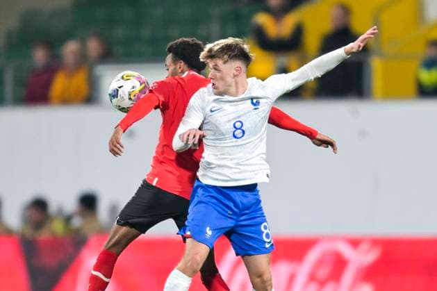 SOCCER - UEFA U21, U 21 EURO quali, AUT vs FRA RIED,AUSTRIA,17.NOV.23 - SOCCER - UEFA European Under-21 Championship 2025, qualifiers, OEFB international match, Länderspiel, Nationalmannschaft Austria vs France. Image shows Johann Lepenant (FRA) and Thierno Mamadou Lamarana Ballo (AUT).  GEPAxpictures xChristianxMoser