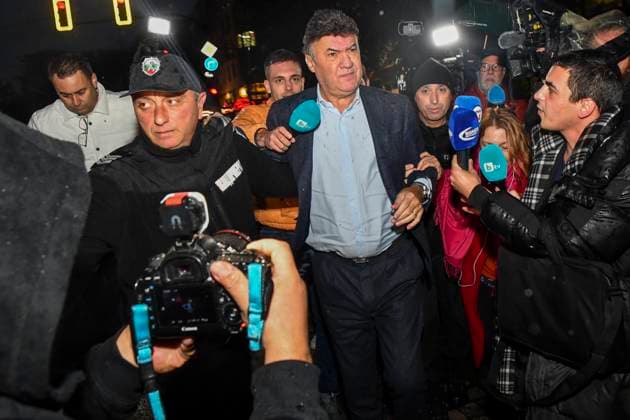 President Of Bulgarian Football Union Borislav Mihaylov Is Questioned At The Anti-Corruption Commission President of Bulgarian Football Union Borislav Mihaylov leaving the building of The Commission for Combating Corruption and Confiscation of Illegally Acquired Property (KPCONPI) after being questioned on 17 November 2023 in Sofia, Bulgaria. Bulgaria s chief prosecutor launched an investigation Friday into the country s soccer management, with the focus on the actions of federation president Borislav Mihaylo Sofia Bulgaria  Copyright: xGeorgixPaleykovx originalFilename:paleykov-notitle231117_npC1n.jpg