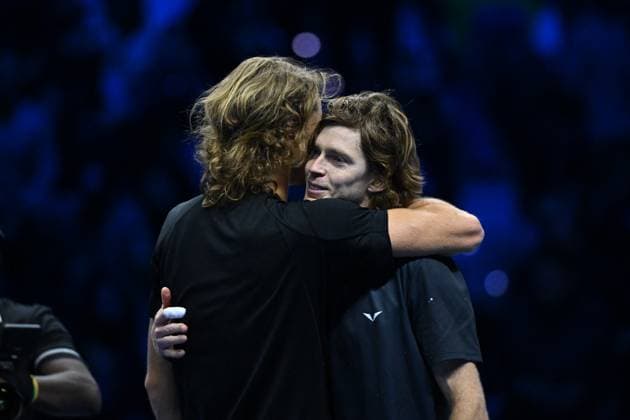 Sport Bilder des Tages Nitto ATP, Tennis Herren Finals - Turin Alexander Zverev (GER) during his third round match at the 2023 Nitto ATP Finals in Turin, Italy on November 17, 2023. Photo by Corinne Dubreuil ABACAPRESS.COM Turin Italy  Copyright: xDubreuilxCorinne ABACAx