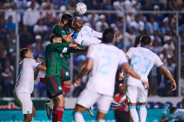 RECORD DATE NOT STATED CONCACAF NATIONS LEAGUE 2022-2023 Honduras 2-0 Mexico CFI Bryan Rochez of Honduras during the game Honduras vs Mexican national team, Nationalteam (Mexico), corresponding to the Quarterfinals First Leg of the Concacaf Nations League 2023-2024, at Jose de la Paz Herrera Ucles National Stadium in Tegucigalpa, on November 17, 2023. <br><br> Bryan Rochez de Honduras durante el partido Honduras vs Seleccion Nacional Mexicana (Mexico), correspondiente a Cuartos de Final Ida de la Liga de Naciones de Concacaf 2023-2024, en el Estadio Nacional Jose de la Paz Herrera Ucles en Tegucigalpa, el 17 de Noviembre de 2023. TEGUCIGALPA HONDURAS HONDURAS  Copyright: xJorgexMartinezx 20231117223607_CNL_CFI_HON_MEX_ROCHEZ238