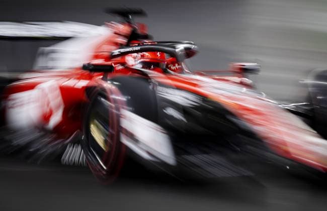 LAS VEGAS - Charles Leclerc (Ferrari) during qualifying prior to the Las Vegas Formula 1 Grand Prix at the Las Vegas Strip Circuit in Nevada. ANP SEM VAN DER WAL F1 Grand Prix of Las Vegas - Qualifying 2022 23 xVIxANPxSportx xxANPxIVx 484161033 originalFilename: 484161033.jpg