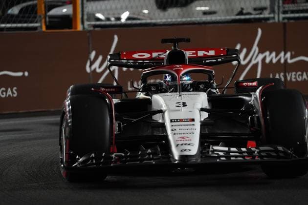 FORMULA 1 HEINEKEN SILVER LAS VEGAS GRAND PRIX 2023 18.11.2023, Las Vegas Street Circuit, Las Vegas, FORMULA 1 HEINEKEN SILVER LAS VEGAS GRAND PRIX 2023 ,im Bild Daniel Ricciardo (AUS), Scuderia AlphaTauri