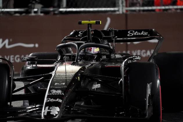 FORMULA 1 HEINEKEN SILVER LAS VEGAS GRAND PRIX 2023 18.11.2023, Las Vegas Street Circuit, Las Vegas, FORMULA 1 HEINEKEN SILVER LAS VEGAS GRAND PRIX 2023 ,im Bild Guanyu Zhou (CHN), Alfa Romeo F1 Team Stake