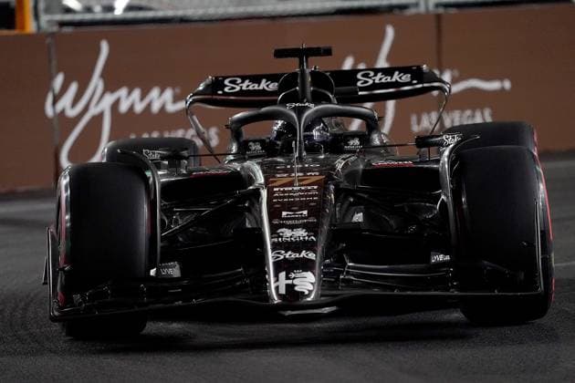 FORMULA 1 HEINEKEN SILVER LAS VEGAS GRAND PRIX 2023 18.11.2023, Las Vegas Street Circuit, Las Vegas, FORMULA 1 HEINEKEN SILVER LAS VEGAS GRAND PRIX 2023 ,im Bild Valtteri Bottas (FIN), Alfa Romeo F1 Team Stake