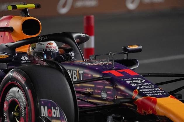 FORMULA 1 HEINEKEN SILVER LAS VEGAS GRAND PRIX 2023 18.11.2023, Las Vegas Street Circuit, Las Vegas, FORMULA 1 HEINEKEN SILVER LAS VEGAS GRAND PRIX 2023 ,im Bild Sergio Perez (MEX), Oracle Red Bull Racing