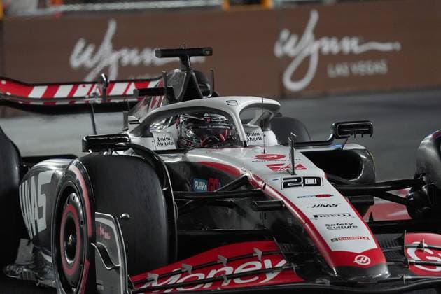 FORMULA 1 HEINEKEN SILVER LAS VEGAS GRAND PRIX 2023 18.11.2023, Las Vegas Street Circuit, Las Vegas, FORMULA 1 HEINEKEN SILVER LAS VEGAS GRAND PRIX 2023 ,im Bild Kevin Magnussen (DNK), MoneyGram Haas F1 Team