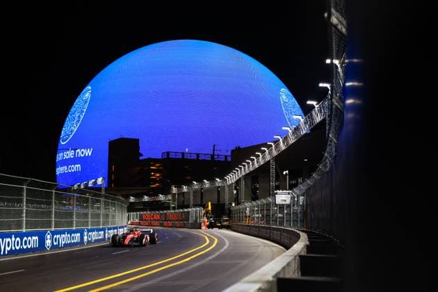 16 Charles Leclerc (MCO, Scuderia Ferrari), F1 Grand Prix of Las Vegas at Las Vegas Strip Circuit on November 18, 2023 in Las Vegas, United States of America. (Photo by HOCH ZWEI) Las Vegas United States of America