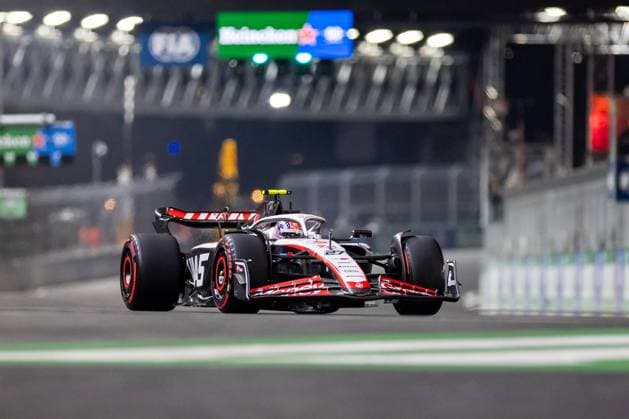 LAS VEGAS, NV - NOVEMBER 17: Haas F1 Team driver Nico Hulkenberg (27) of Germany drives during qualifying at the F1 Las Vegas Grand Prix on Thursday, November 17, 2023 on the Las Vegas Street Circuit in Las Vegas, NV. (Photo by Bob Kupbens Icon Sportswire) AUTO: NOV 17 F1 Las Vegas Grand Prix EDITORIAL USE ONLY Icon231118123