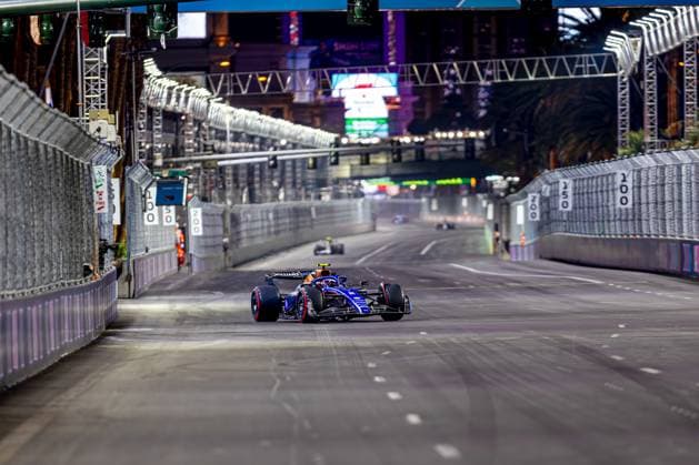 November 18, 2023, Las Vegas, Nevada, USA: Alexander Albon (IND) Williams FW45..during FORMULA 1 HEINEKEN SILVER LAS VEGAS GRAND PRIX 2023 - Nov 17 to 19 2023 Las Vega, Nevada, USA Las Vegas USA - ZUMAm217 20231118_zsp_m217_001 Copyright: xAlessioxDexMarcox