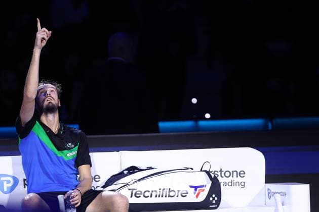 Daniil Medvedev vs Jannik Sinner Daniil Medvedev of Russia gestures during the semi-final singles match between Daniil Medvedev of Russia and Jannik Sinner of Italy on Day seven of the Nitto ATP, Tennis Herren World Tour Finals. Torino Pala Alpitour Italy Copyright: xMarcoxCanonierox