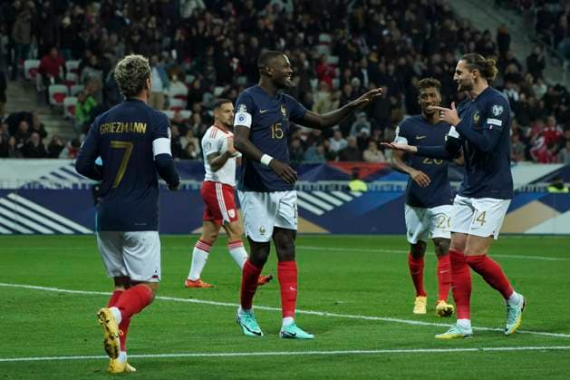 Marcus Thuram (France) - Adrien Rabiot (France) FOOTBALL : France vs Gibraltar - Match de qualification pour les Championnats d Europe de l UEFA - Nice - 18 11 2023 NorbertScanella Panoramic 