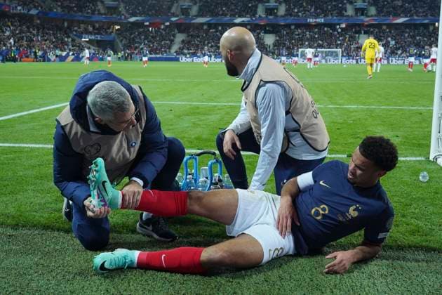 Blessure - Warren ZaÃ¯re-Emery (France) FOOTBALL : France vs Gibraltar - Match de qualification pour les Championnats d Europe de l UEFA - Nice - 18 11 2023 NorbertScanella Panoramic 