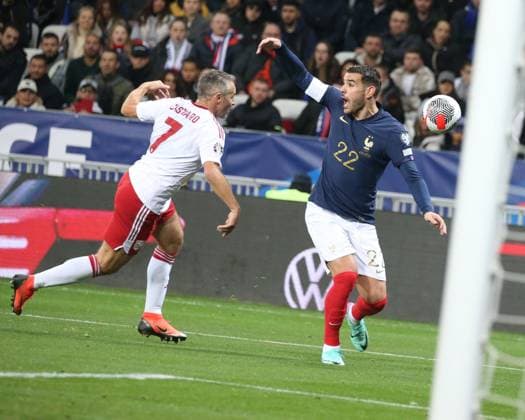 RECORD DATE NOT STATED EURO FRANCE GIBRALTAR Serge Haouzi MAXPPP - Nice Nice le 18 Novembre 2023 au stade de l Allianz Riviera l‚Äôv quipe de France recoit Gibraltar pour le compte des eliminatoires de l euro 2024 du groupe B . Le joueur francais Lucas Hernandez lors du match France Gibraltar UEFA EURO, EM, Europameisterschaft,Fussball 2024 Group B qualification match between France and Gibraltar in Nice, France, 18 November 2023. Nice Alpes Maritimes France France  Copyright: xMAXPPPxSergexHaouzix SHZ202311182405 SHZ202311182405